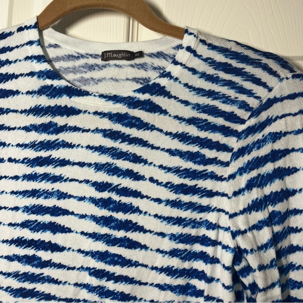 J. McLaughlin Blue and White Ink Striped Women's Crew Neck Sweater Size XS - Picture 6 of 6